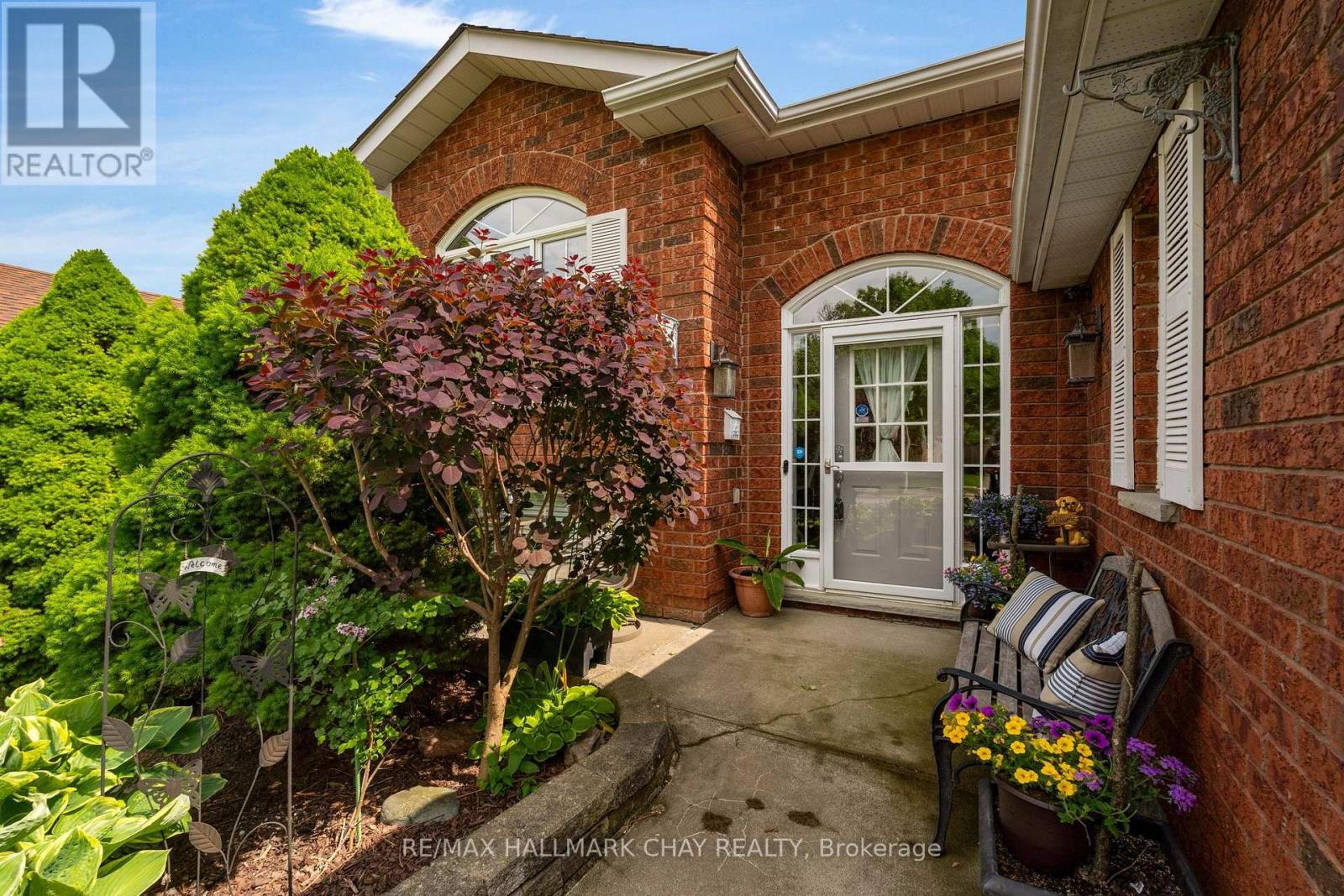 317 HARVIE ROAD, Barrie, Ontario