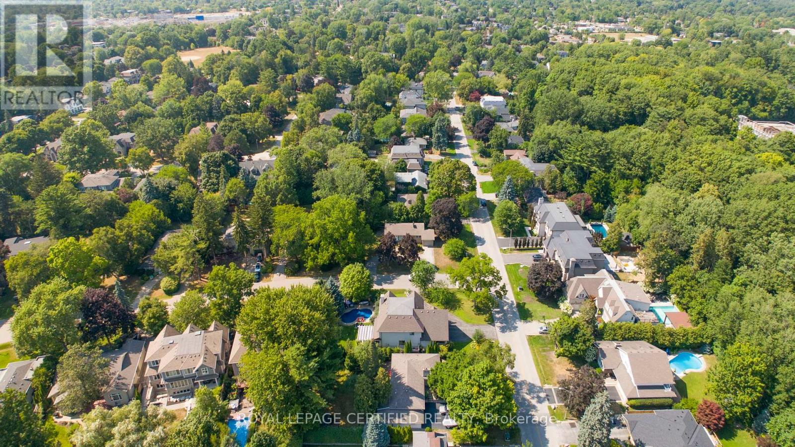 122 Selgrove Crescent, Oakville, Ontario  L6L 1L3 - Photo 25 - W13432942