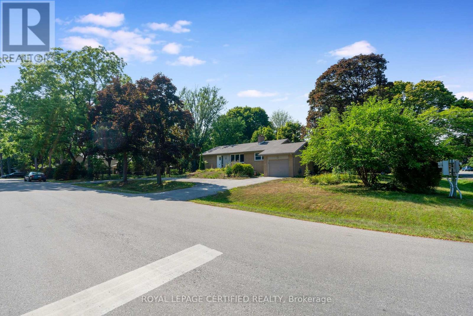 122 Selgrove Crescent, Oakville, Ontario  L6L 1L3 - Photo 20 - W13432942
