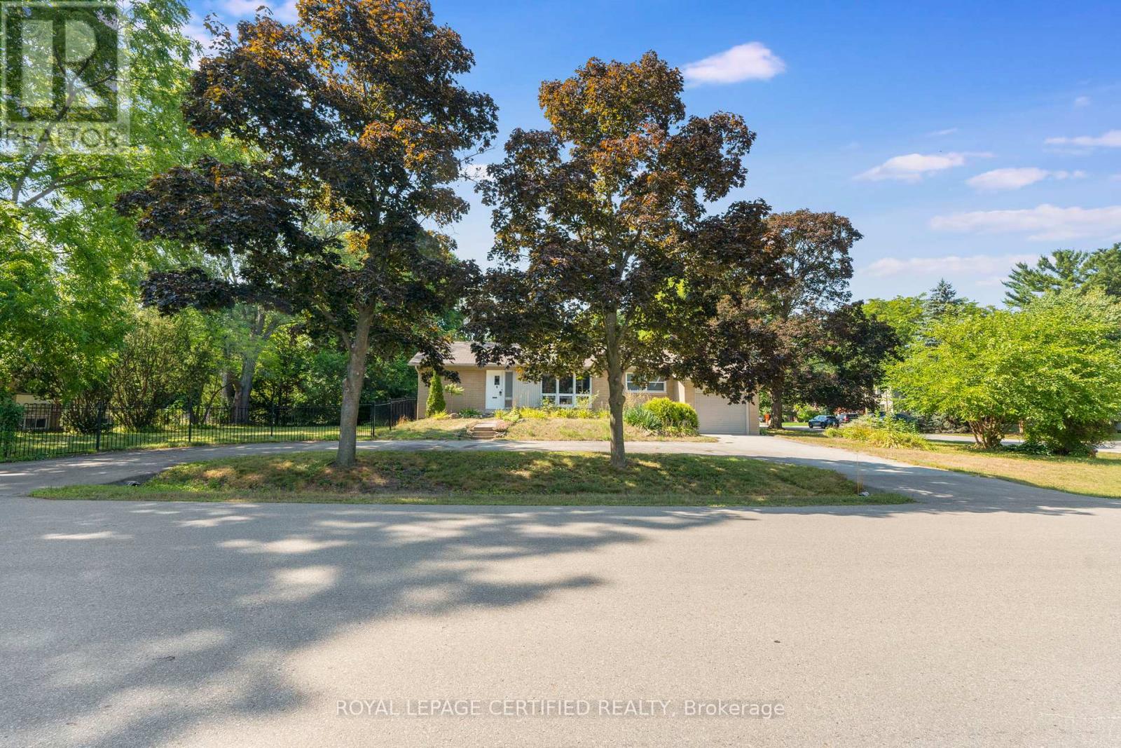 122 Selgrove Crescent, Oakville, Ontario  L6L 1L3 - Photo 19 - W13432942