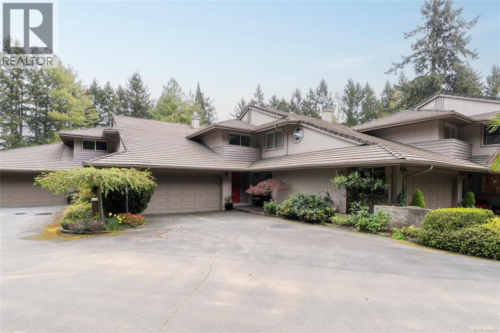 3 1040 Pondwood Lane, Saanich, British Columbia  V8X 4S6 - Photo 9 - 1040209