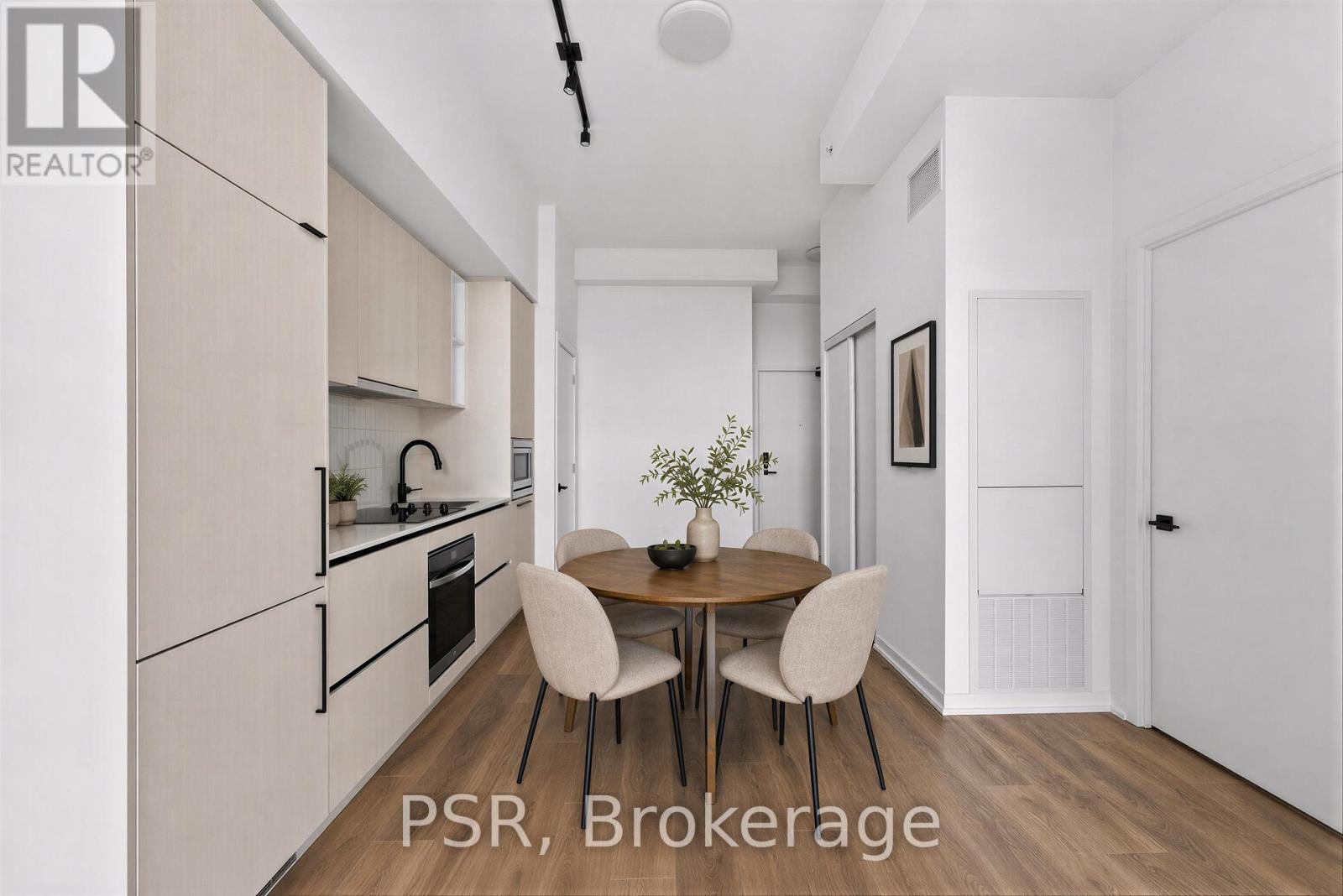 1801 - 10 GRAPHOPHONE GROVE, Toronto, Ontario