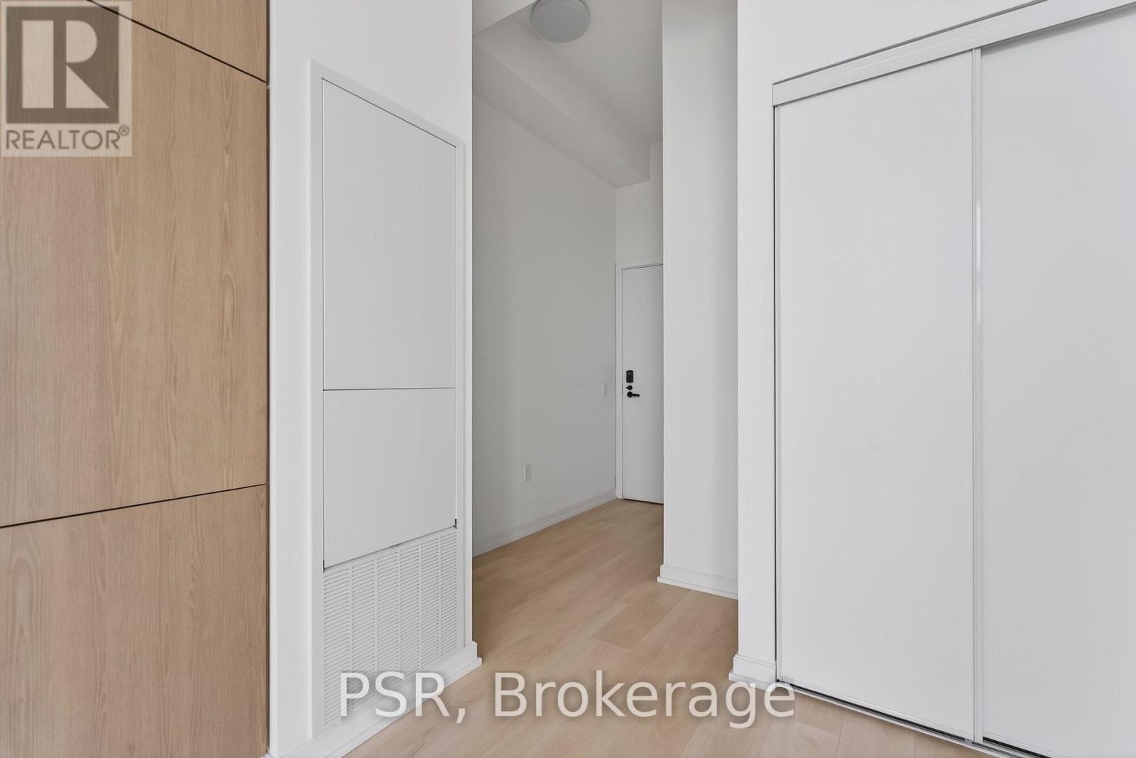1809 - 10 Graphophone Grove, Toronto, Ontario  M6H 0E5 - Photo 2 - W13439842