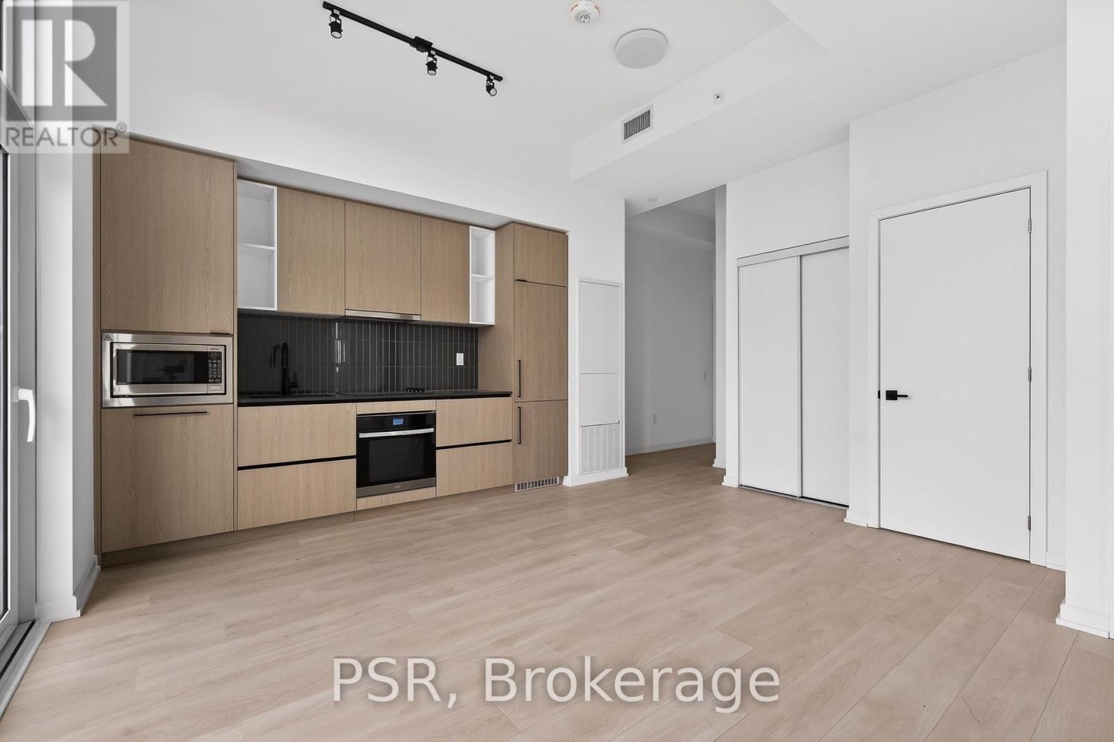 1809 - 10 Graphophone Grove, Toronto, Ontario  M6H 0E5 - Photo 6 - W13439842