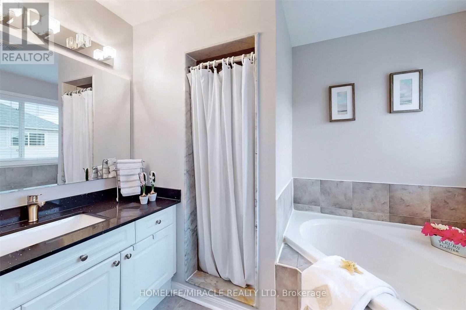 16 Sentimental Way, Brampton, Ontario  L7A 2S1 - Photo 20 - W13439848