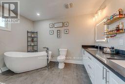 1725 The Chase Road, Mississauga, Ontario  L5M 4N3 - Photo 36 - W13439920