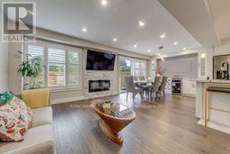 1725 The Chase Road, Mississauga, Ontario  L5M 4N3 - Photo 5 - W13439920