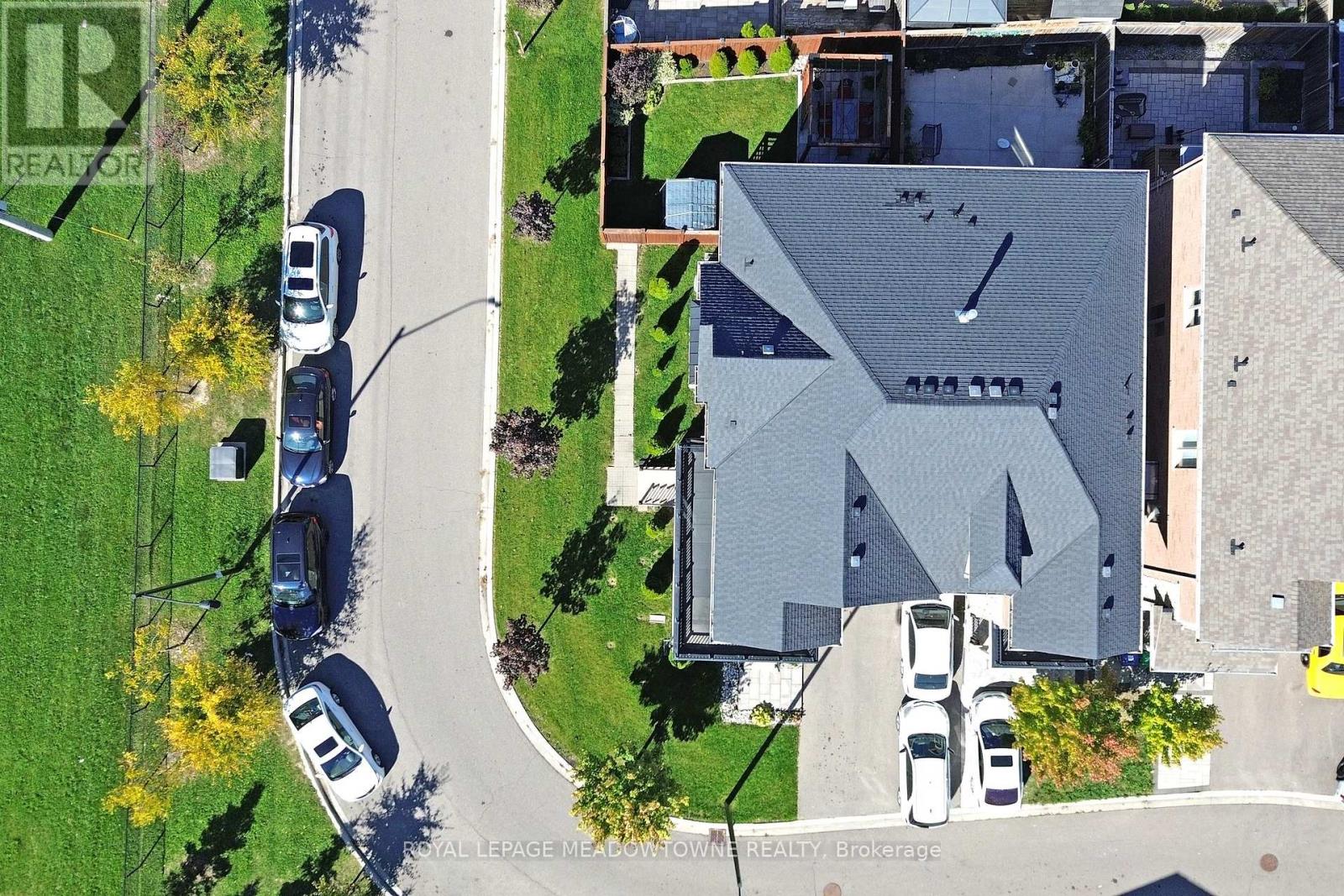 3892 Arvona Place, Mississauga, Ontario  L5M 0Y5 - Photo 48 - W13440032