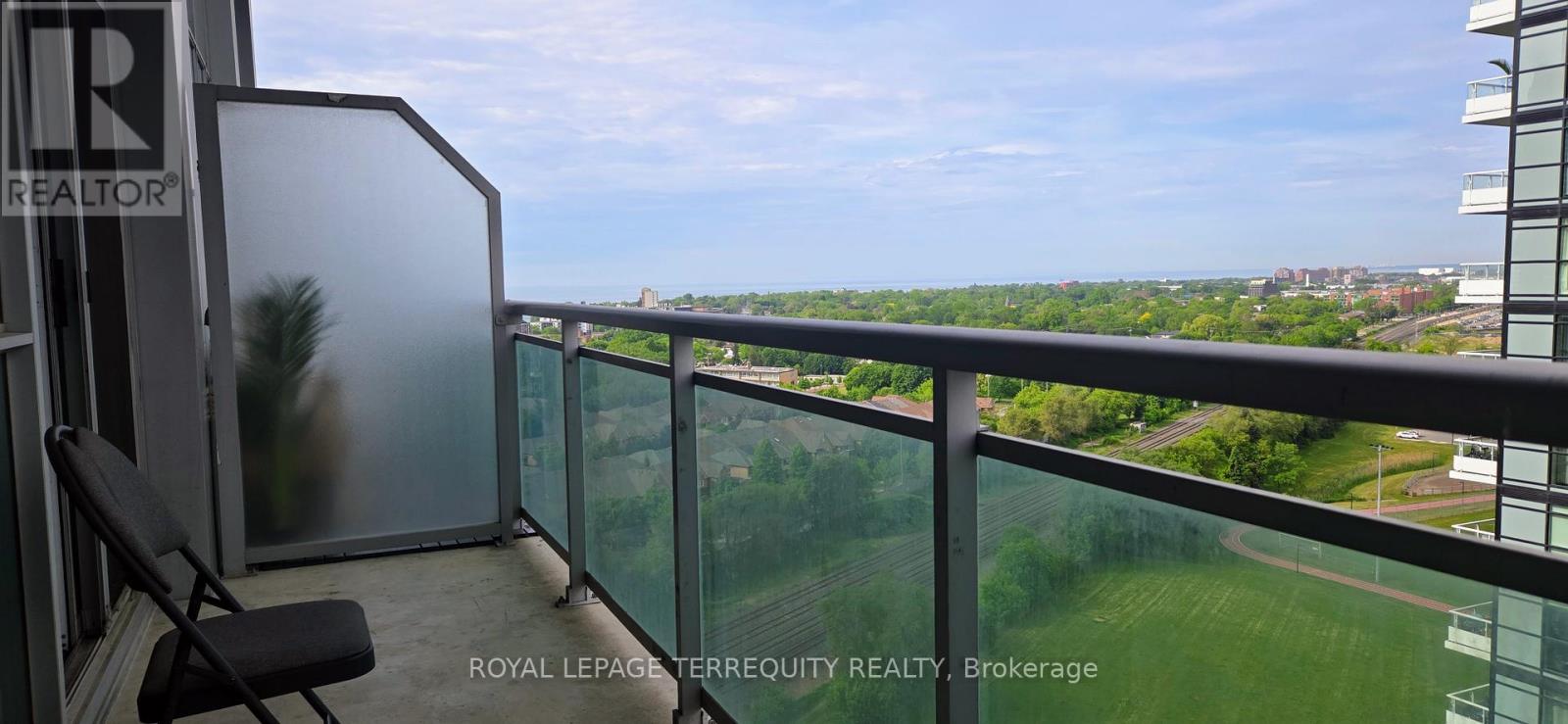 1708 - 155 Legion Road N, Toronto, Ontario  M8Y 0A7 - Photo 14 - W13440070