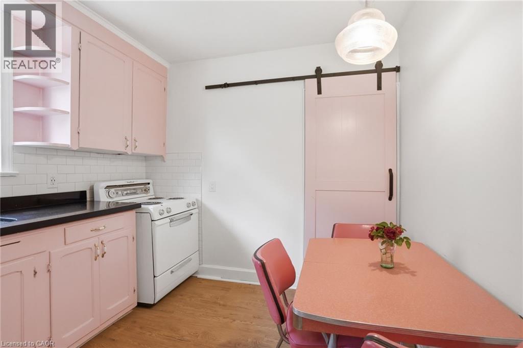 1642 King Street E, Hamilton, Ontario  L8K 1T9 - Photo 12 - 40832713