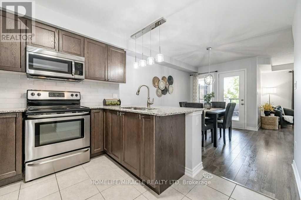 929 Apple Hill Lane, Kitchener, Ontario  N2R 0L7 - Photo 15 - X13439960