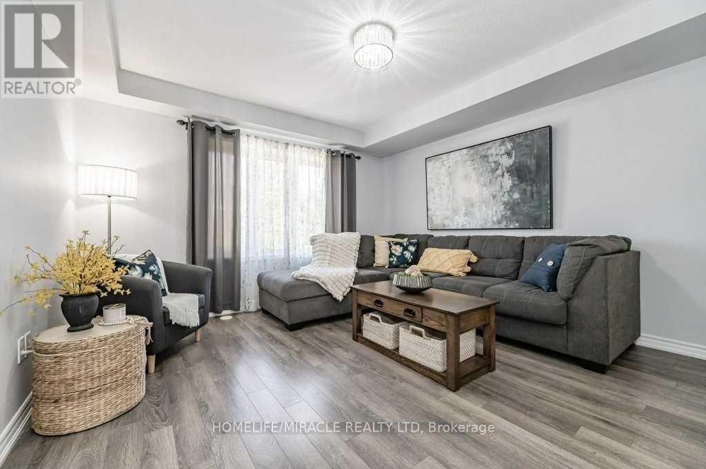 929 Apple Hill Lane, Kitchener, Ontario  N2R 0L7 - Photo 8 - X13439960