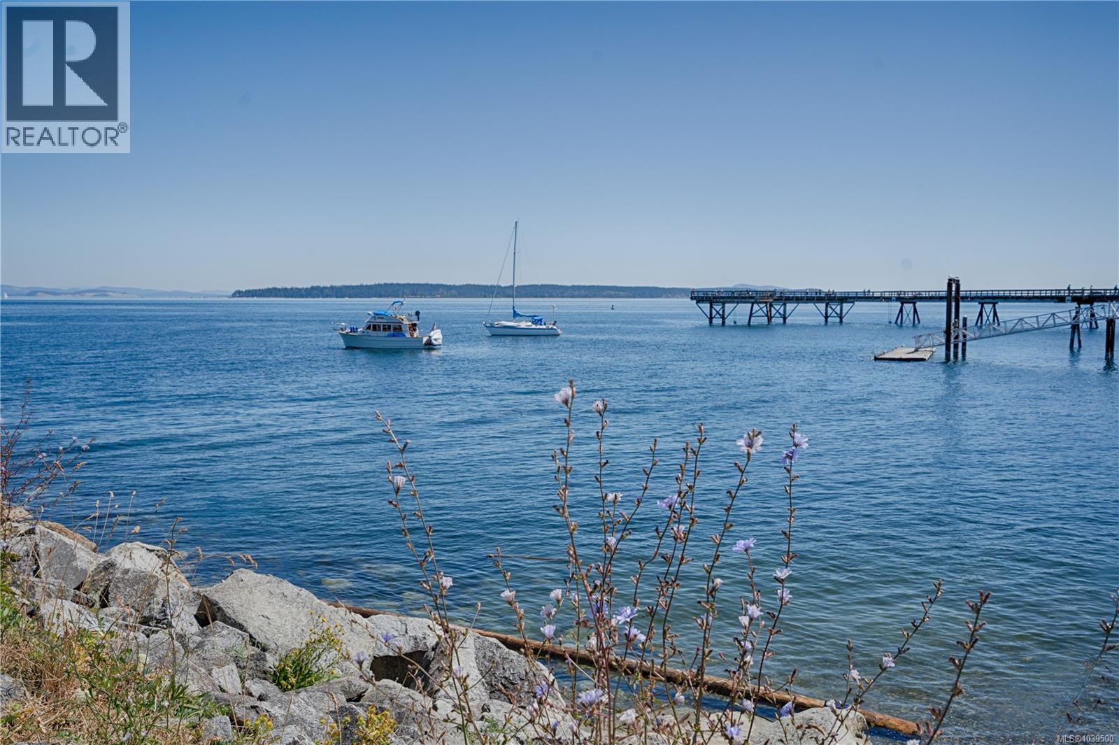 9376 Maryland Dr, Sidney, British Columbia  V8L 2R3 - Photo 36 - 1039500