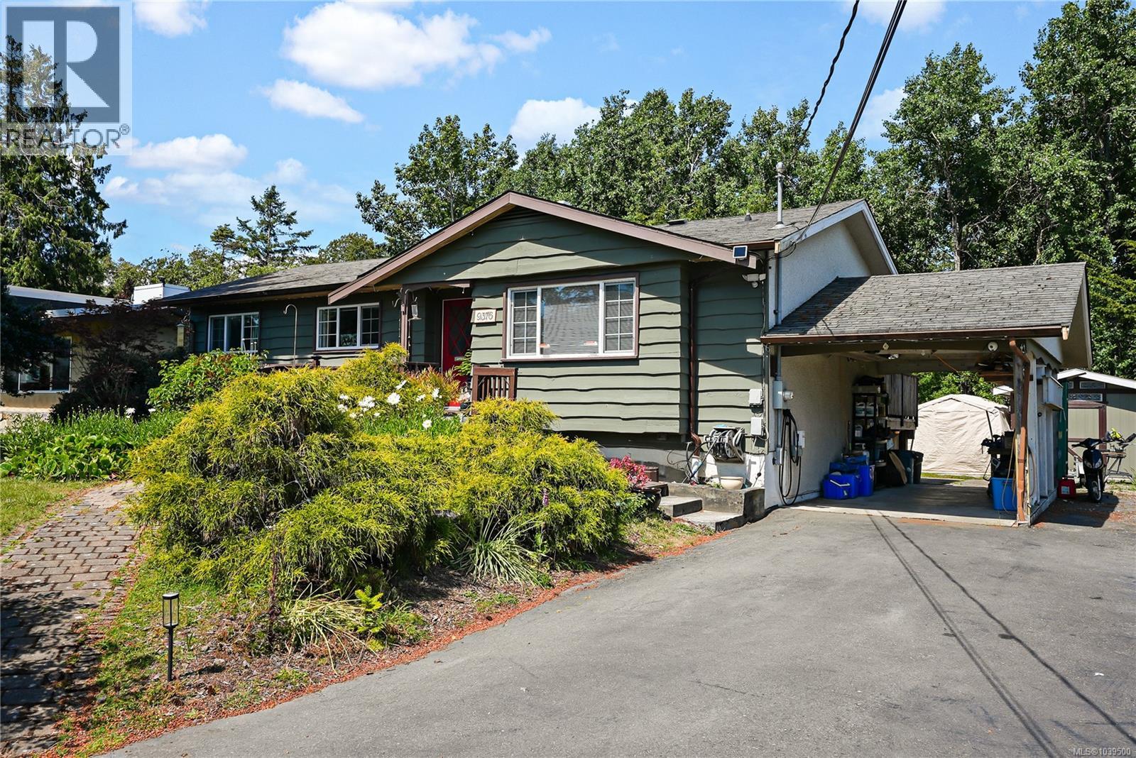 9376 Maryland Dr, Sidney, British Columbia  V8L 2R3 - Photo 34 - 1039500