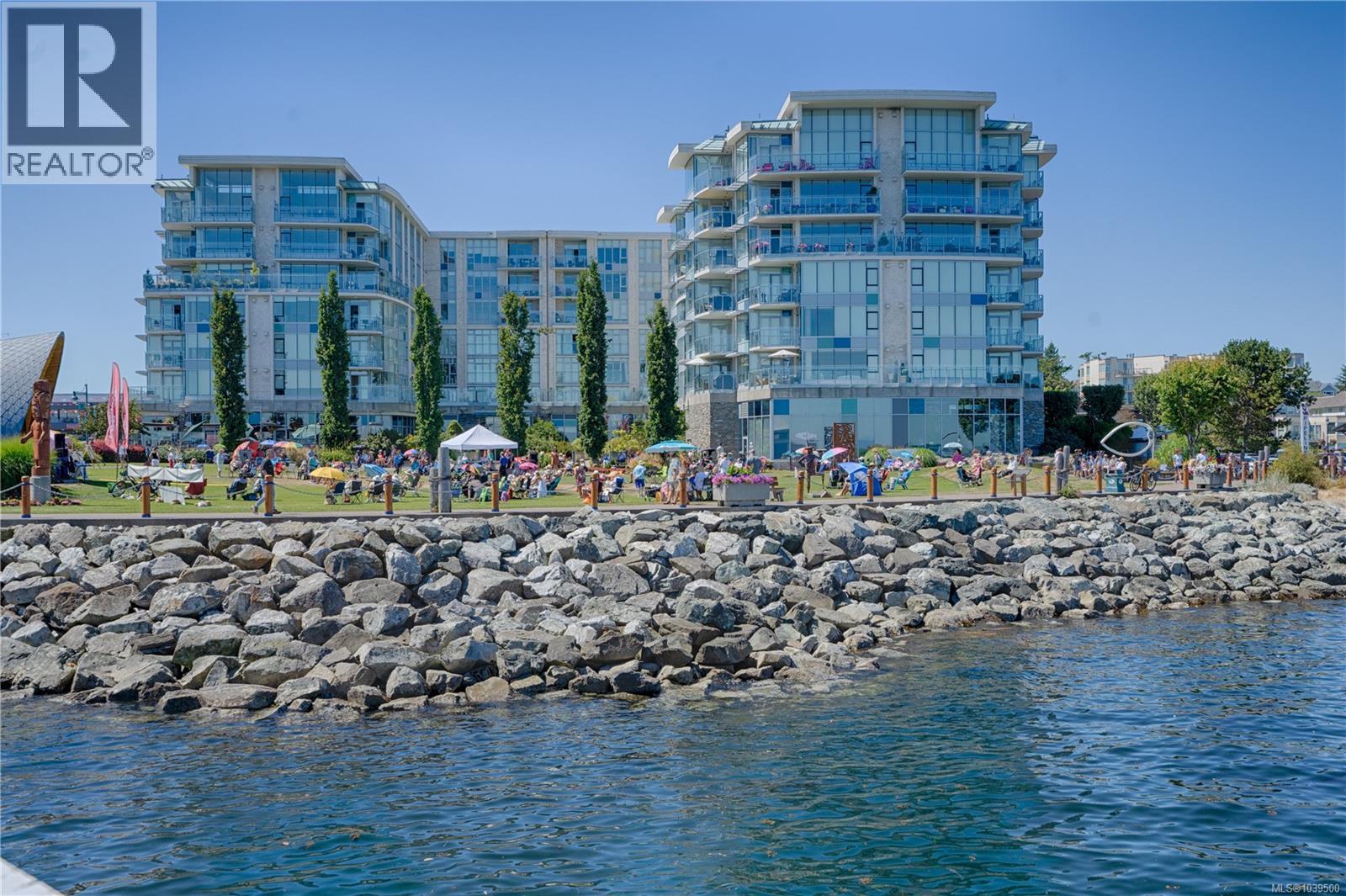 9376 Maryland Dr, Sidney, British Columbia  V8L 2R3 - Photo 37 - 1039500