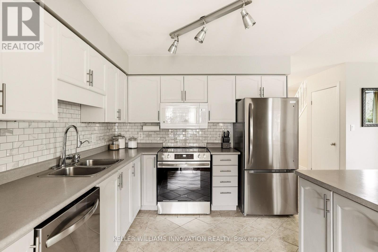 635 Royal Fern Street, Waterloo, Ontario  N2V 2P6 - Photo 10 - X13438200