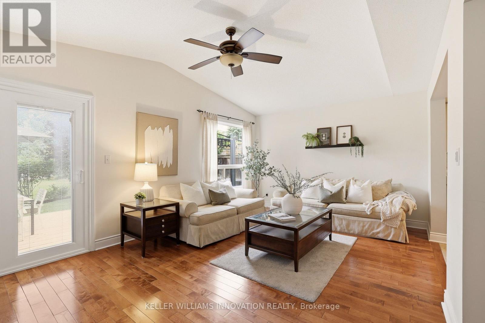 635 Royal Fern Street, Waterloo, Ontario  N2V 2P6 - Photo 4 - X13438200