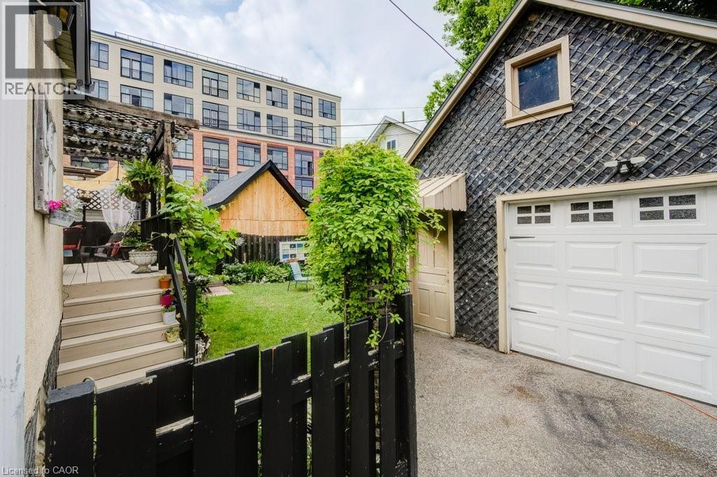 78 Chestnut Street, Kitchener, Ontario  N2H 1V1 - Photo 8 - 40834111