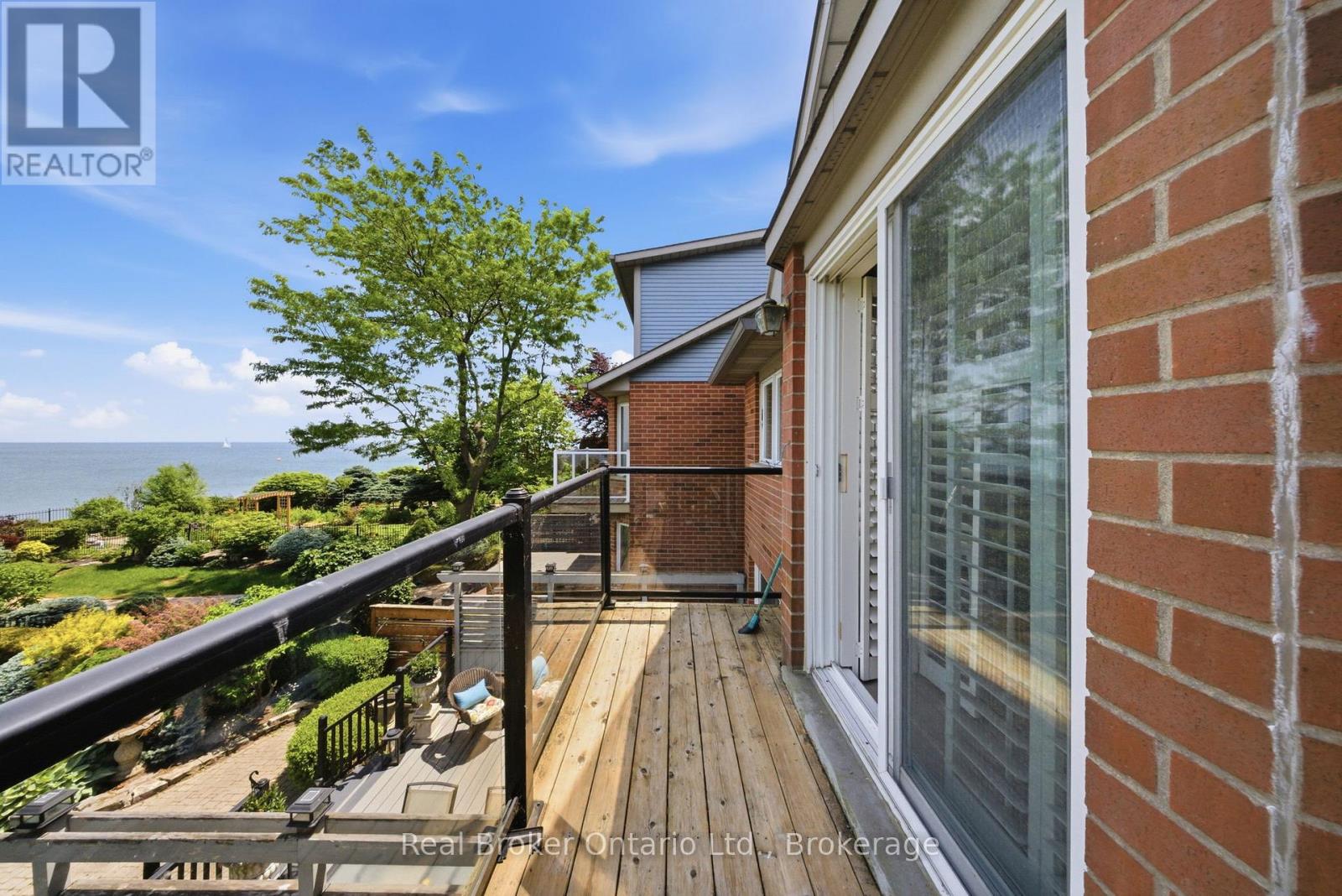 23 Edgewater Drive, Hamilton, Ontario  L8E 4Z2 - Photo 14 - X13440118