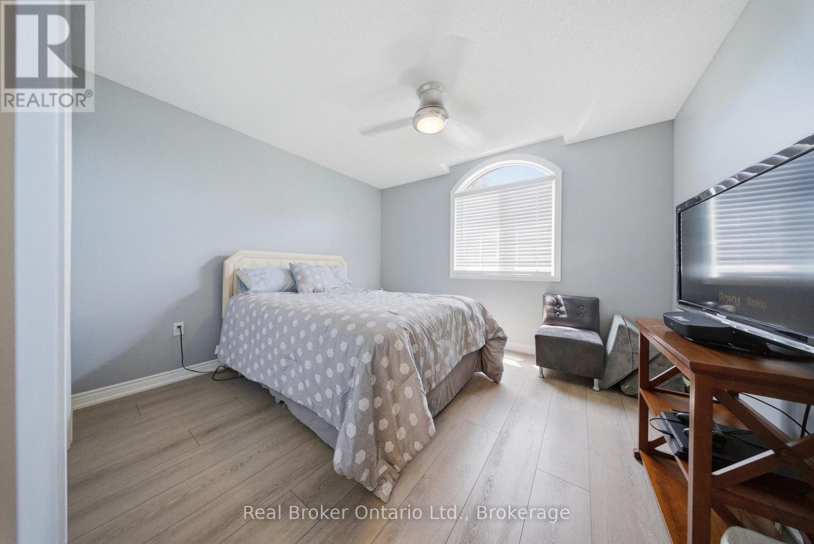 23 Edgewater Drive, Hamilton, Ontario  L8E 4Z2 - Photo 19 - X13440118