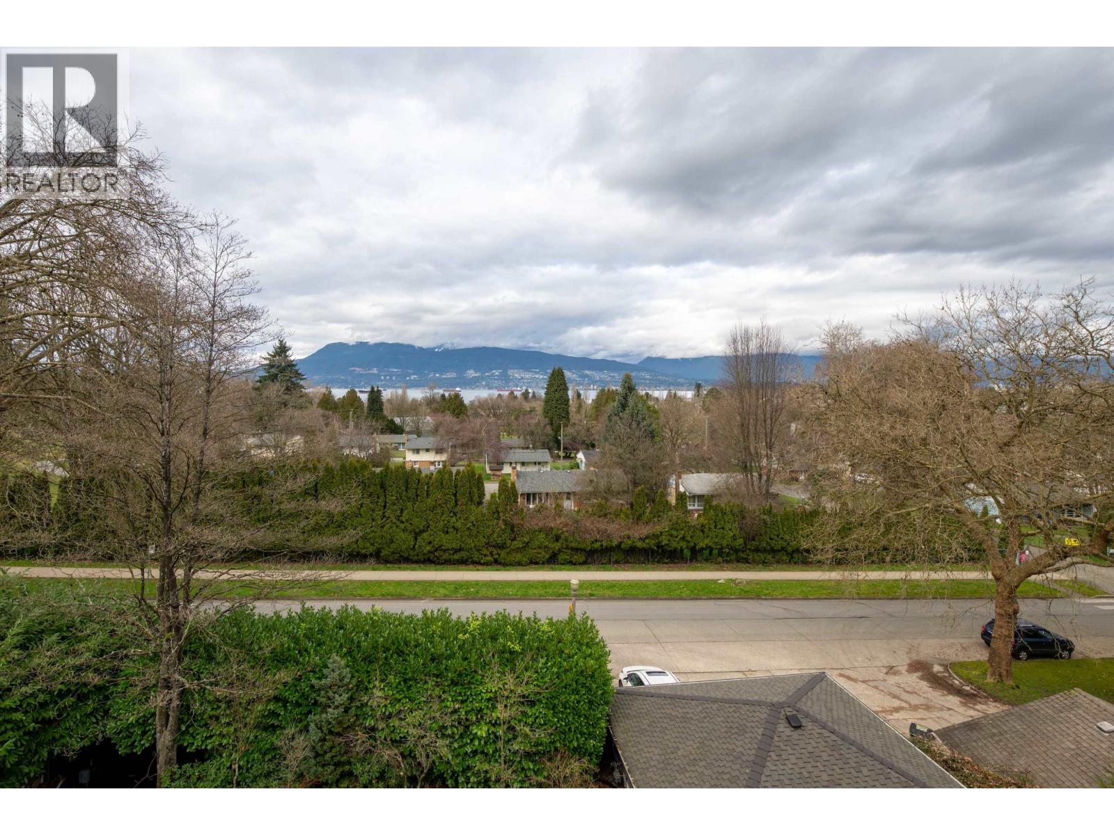 3955 W Broadway, Vancouver, British Columbia  V6R 2C2 - Photo 21 - R3121066