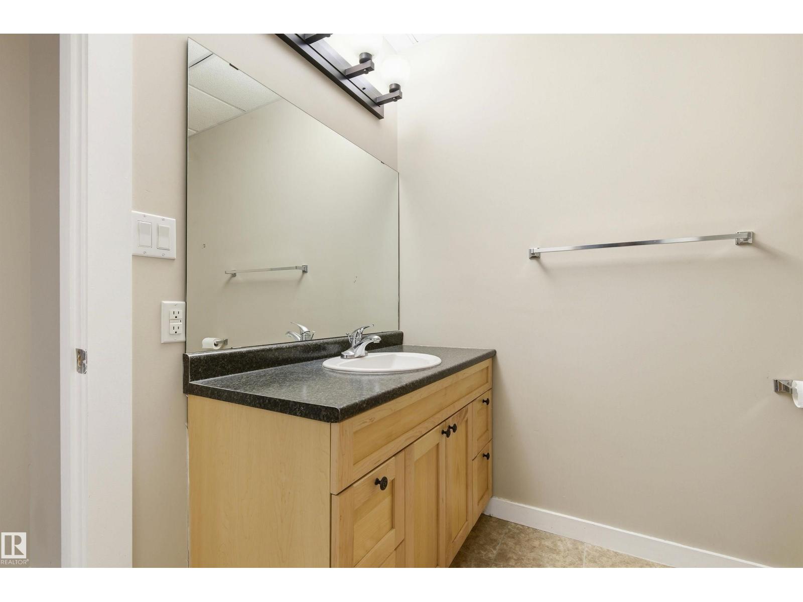 1512 Thorogood Cl NW, Edmonton, Alberta  T6R 3K7 - Photo 63 - E4493493