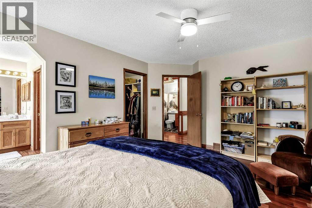 44 Valley Meadow Close NW, Calgary, Alberta  T3B 5M1 - Photo 16 - A2319932