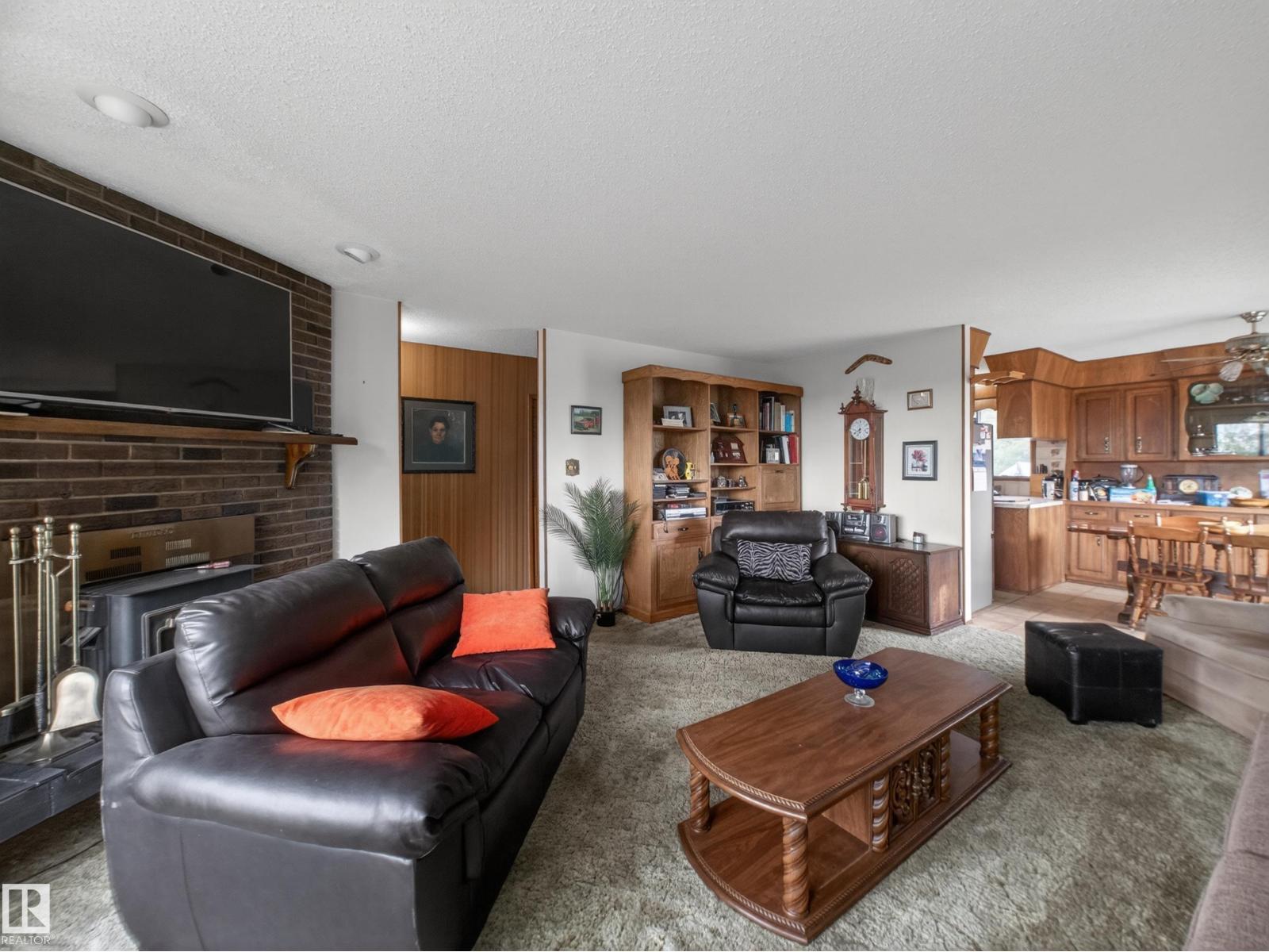1415 Hwy 37, Rural Lac Ste. Anne County, Alberta  T0E 1V0 - Photo 11 - E4493495