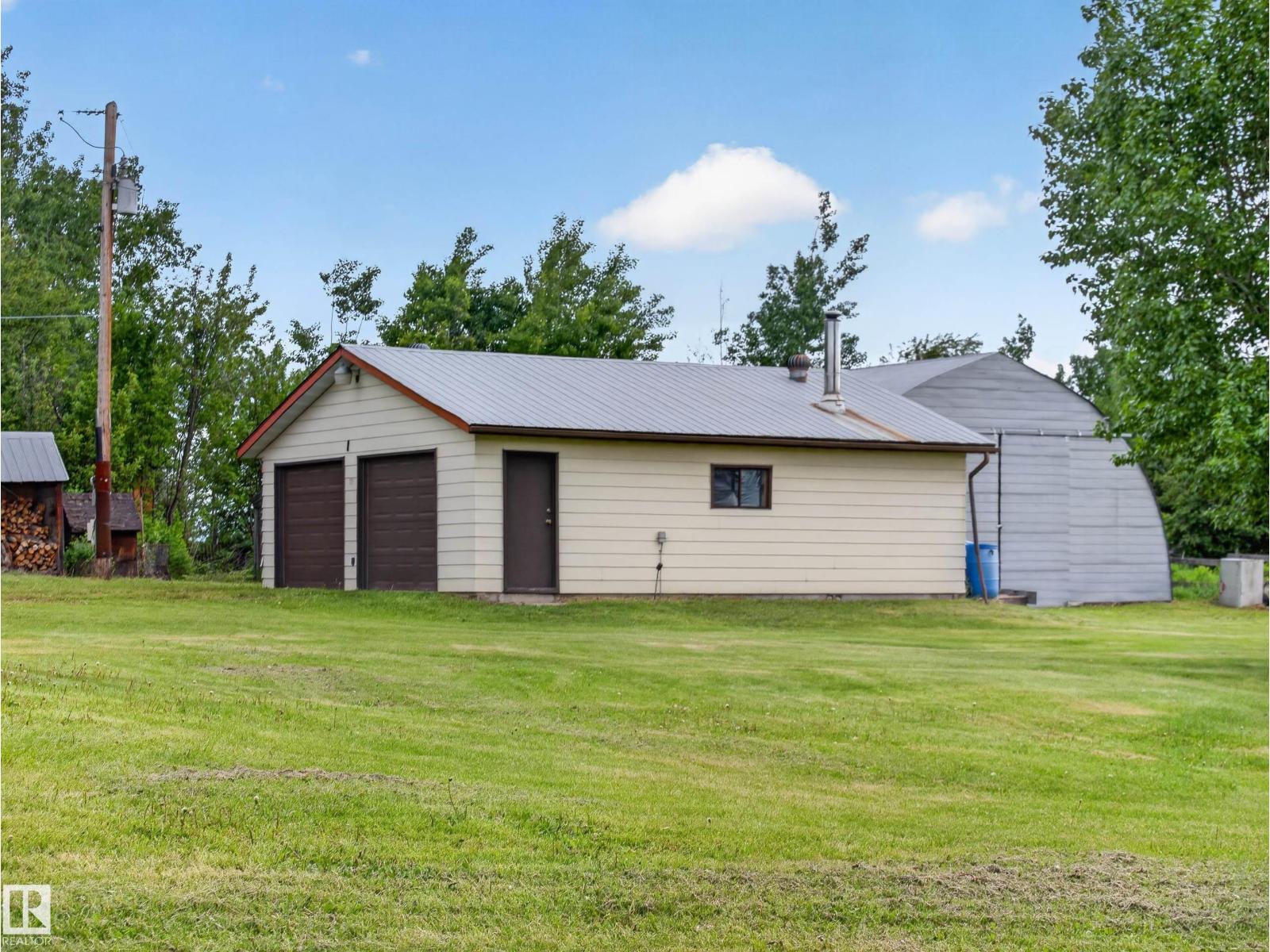 1415 Hwy 37, Rural Lac Ste. Anne County, Alberta  T0E 1V0 - Photo 3 - E4493495