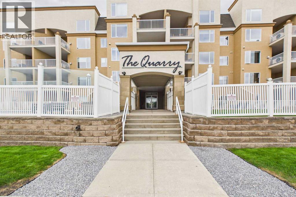 105, 5590 45 Street, Red Deer, Alberta  T4N 7C4 - Photo 1 - A2319586