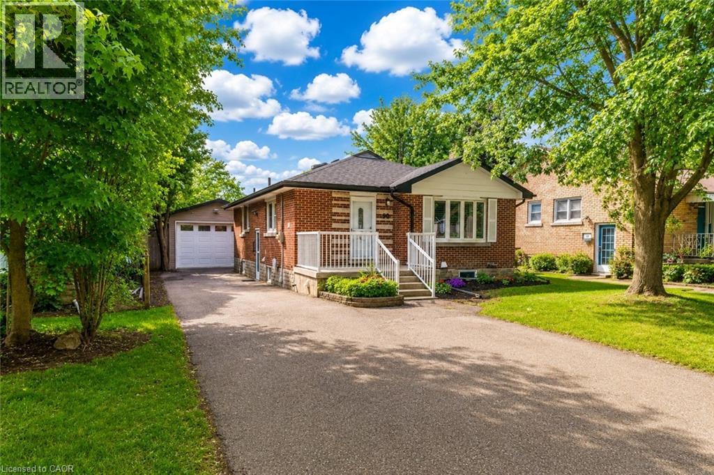 90 ARLINGTON Boulevard, Kitchener, Ontario