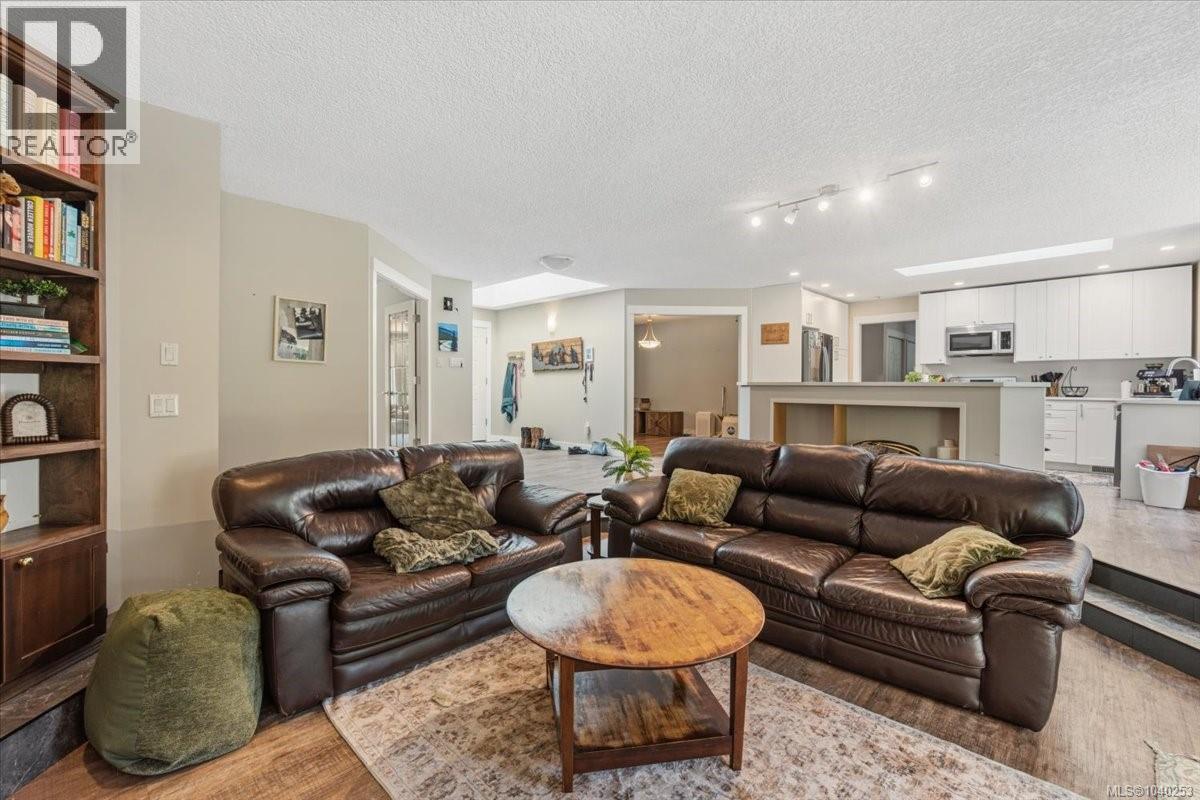880 Garden Rd E, Qualicum Beach, British Columbia V9K 1N2 - Photo 22 - 1040253