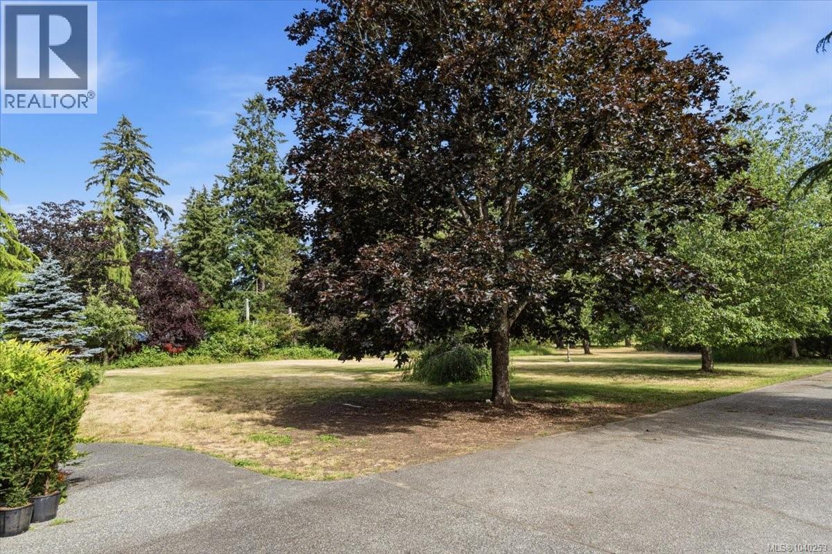 880 Garden Rd E, Qualicum Beach, British Columbia V9K 1N2 - Photo 73 - 1040253