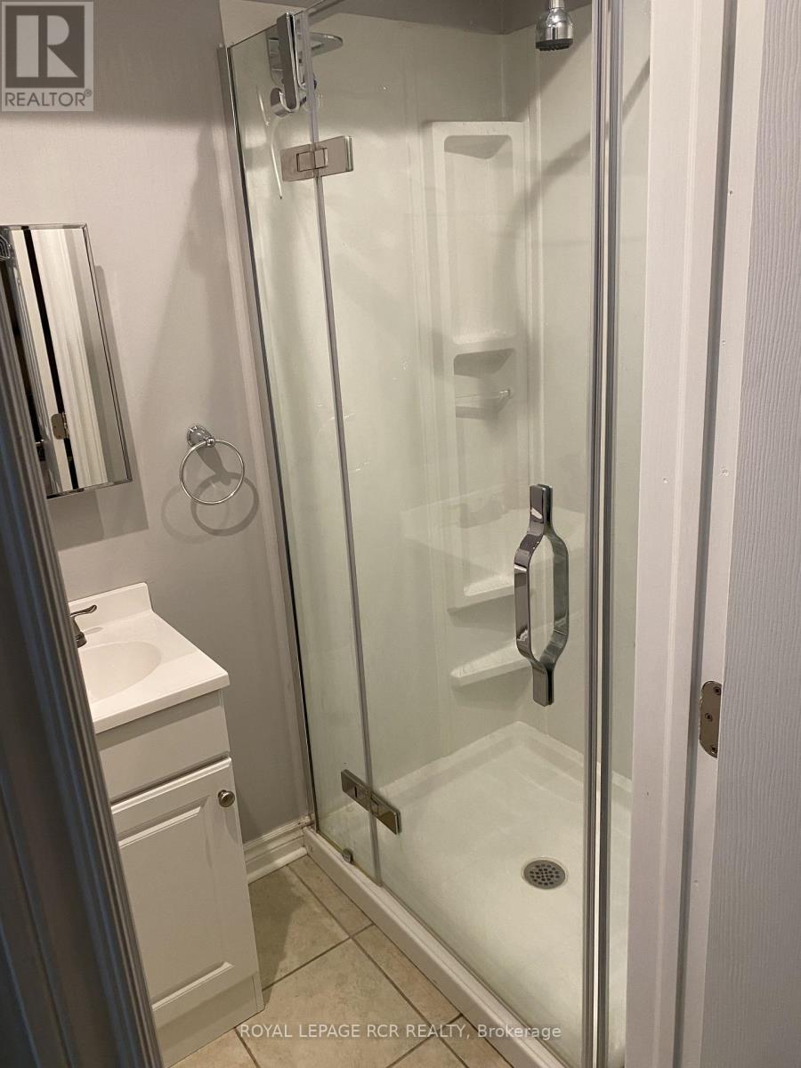12 - 121 Milestone Crescent, Aurora, Ontario  L4G 3M2 - Photo 11 - N13440104