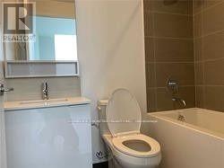 4506 - 950 Portage Parkway, Vaughan, Ontario  L4K 0J7 - Photo 7 - N13440160