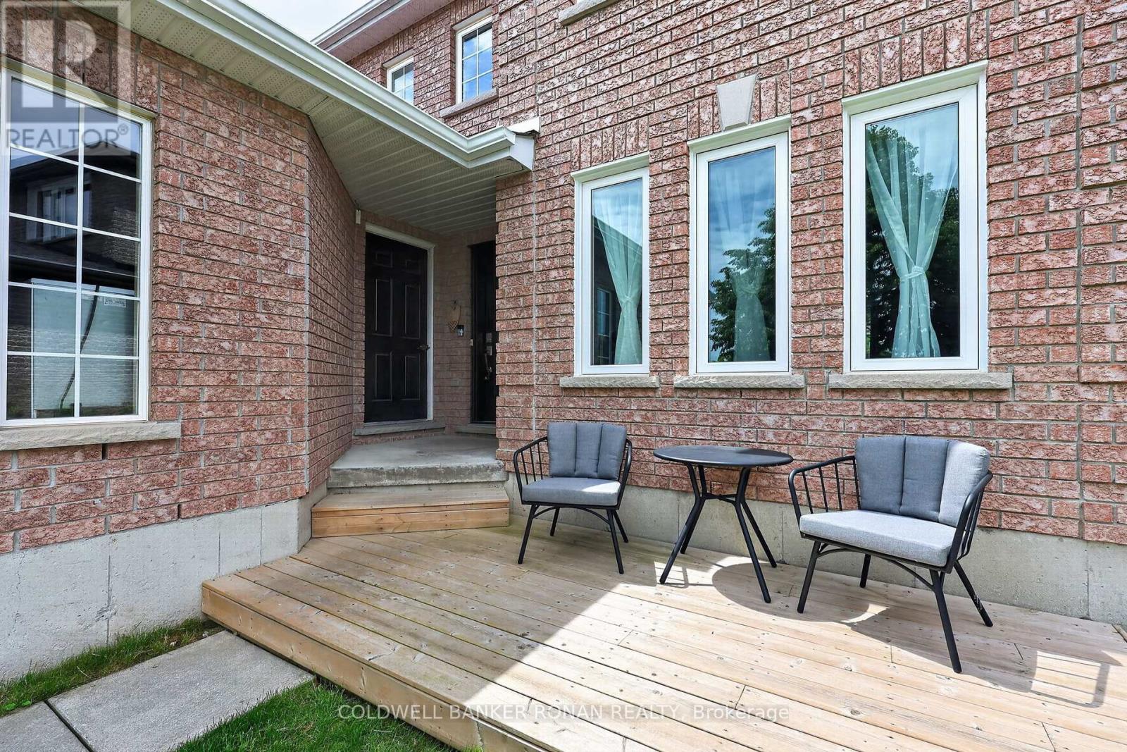24 Ryan Court, Barrie, Ontario  L4M 6N7 - Photo 35 - S13440174