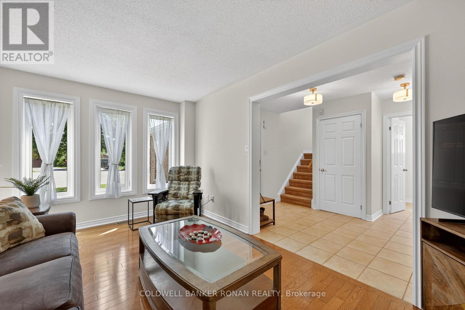 24 Ryan Court, Barrie, Ontario  L4M 6N7 - Photo 49 - S13440174