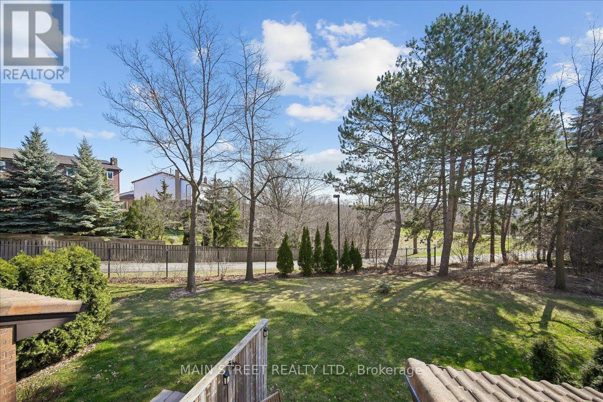 217 - 1000 Cedarglen Gate, Mississauga, Ontario  L5C 3Z5 - Photo 8 - W13440112