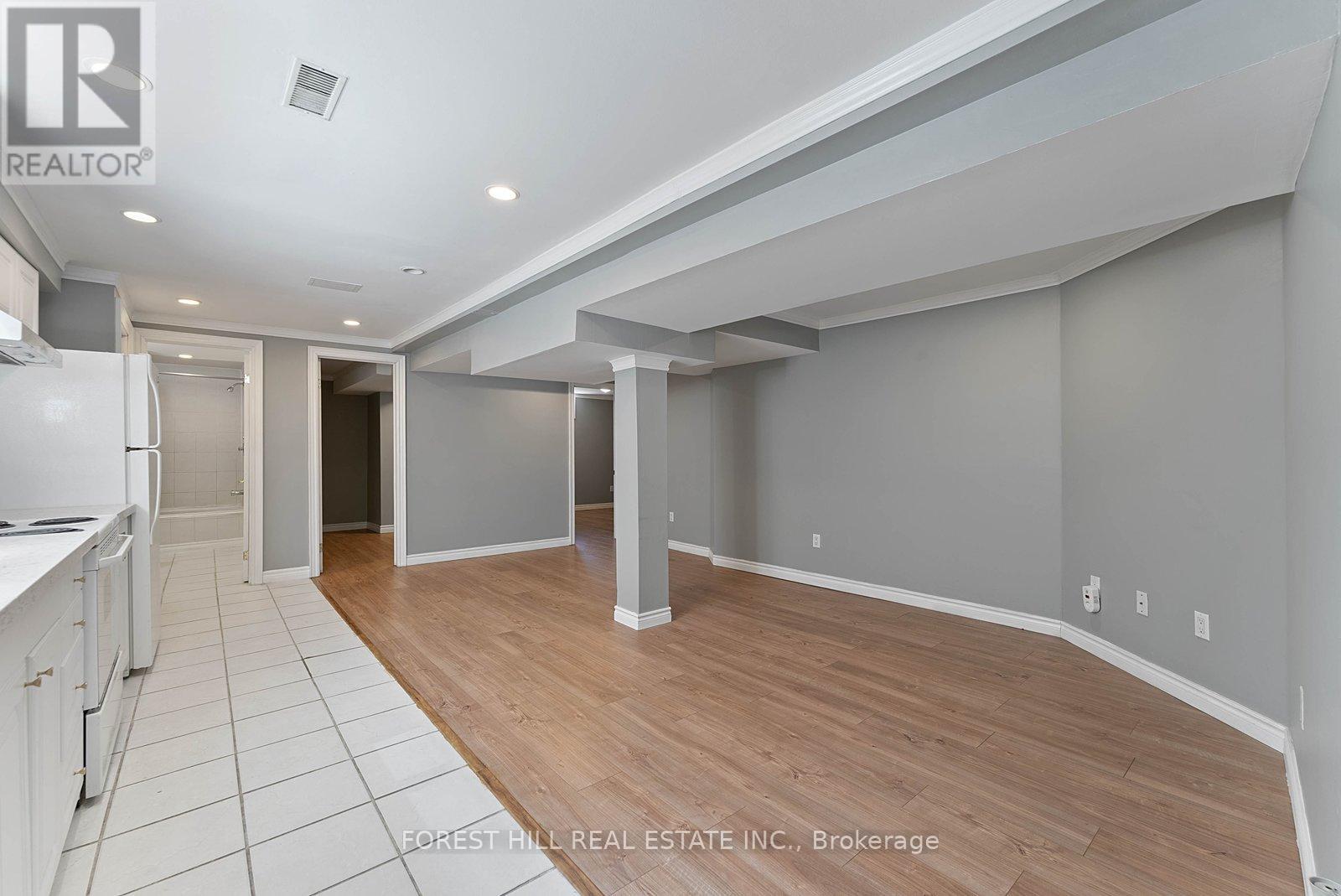 Bsmt - 5003 Rosebush Road, Mississauga, Ontario  L5M 5M4 - Photo 4 - W13440150