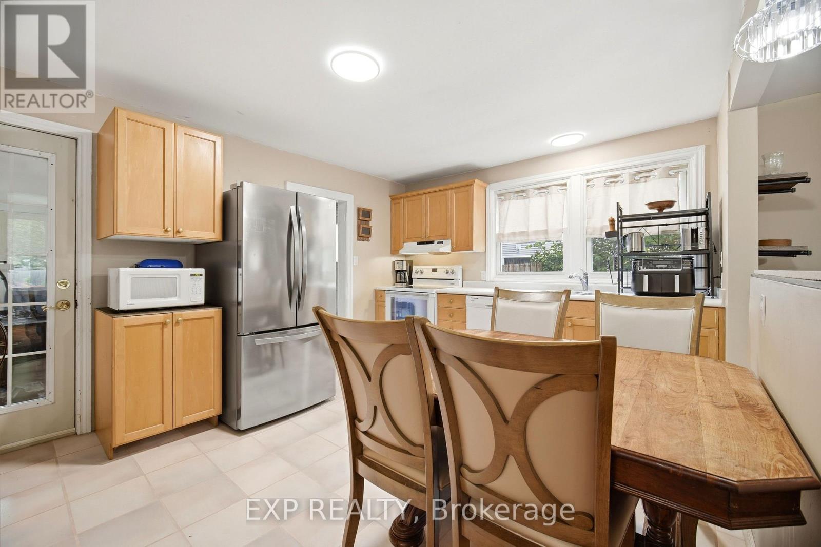 217 Mcdonald Boulevard, Halton Hills, Ontario  L7J 1B2 - Photo 11 - W13440154