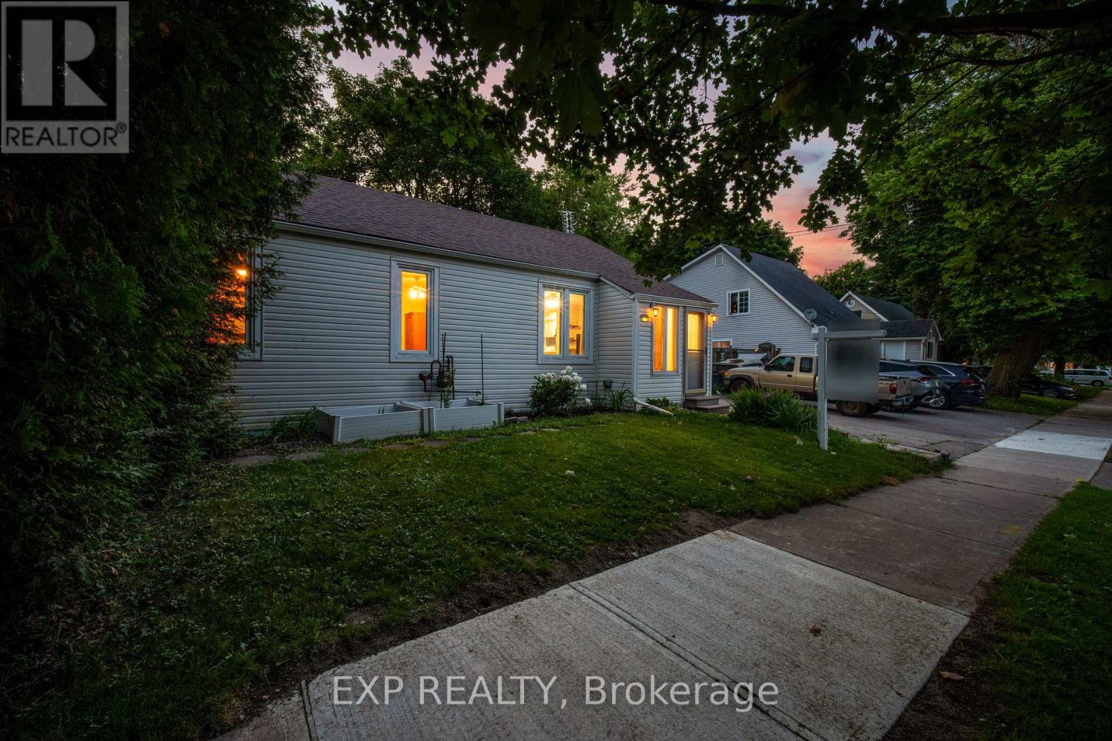 217 Mcdonald Boulevard, Halton Hills, Ontario  L7J 1B2 - Photo 41 - W13440154