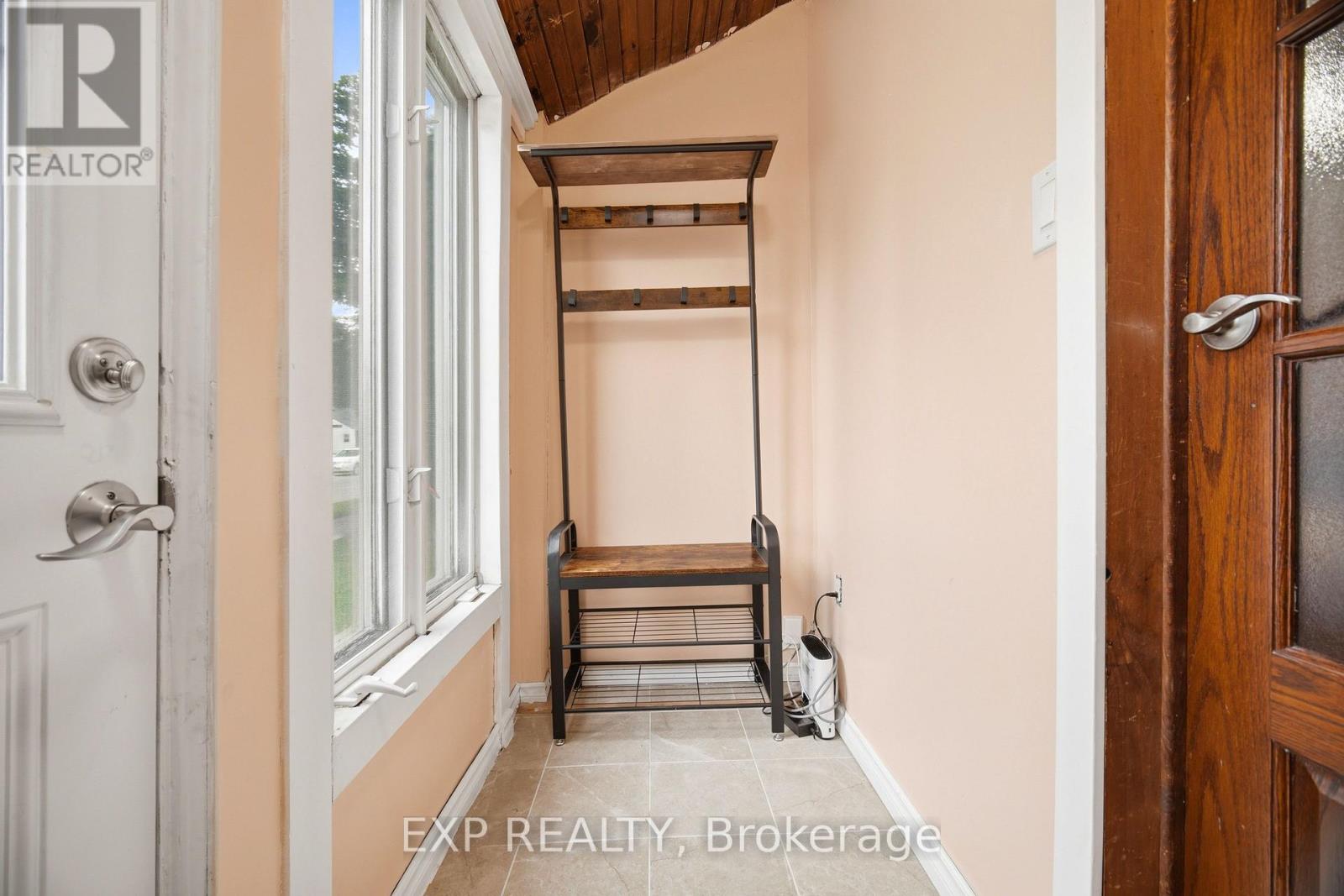 217 Mcdonald Boulevard, Halton Hills, Ontario  L7J 1B2 - Photo 5 - W13440154
