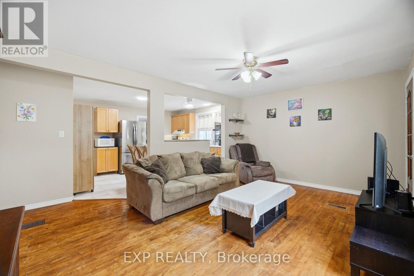 217 Mcdonald Boulevard, Halton Hills, Ontario  L7J 1B2 - Photo 9 - W13440154