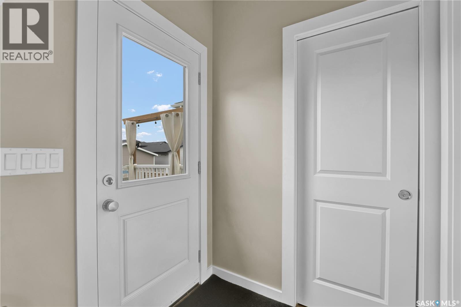 419 Ells Way, Saskatoon, Saskatchewan S7L 6K8 - Photo 31 - SK039193