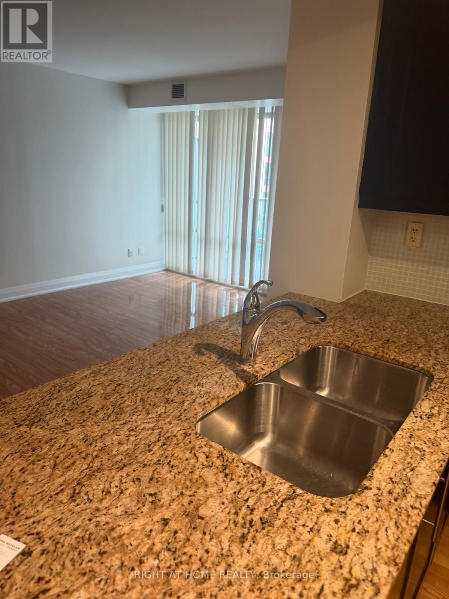 501 - 1 Bedford Road, Toronto, Ontario M5R 2B5 - Photo 7 - C12960958