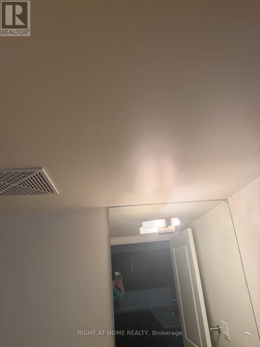 501 - 1 Bedford Road, Toronto, Ontario M5R 2B5 - Photo 12 - C12960958