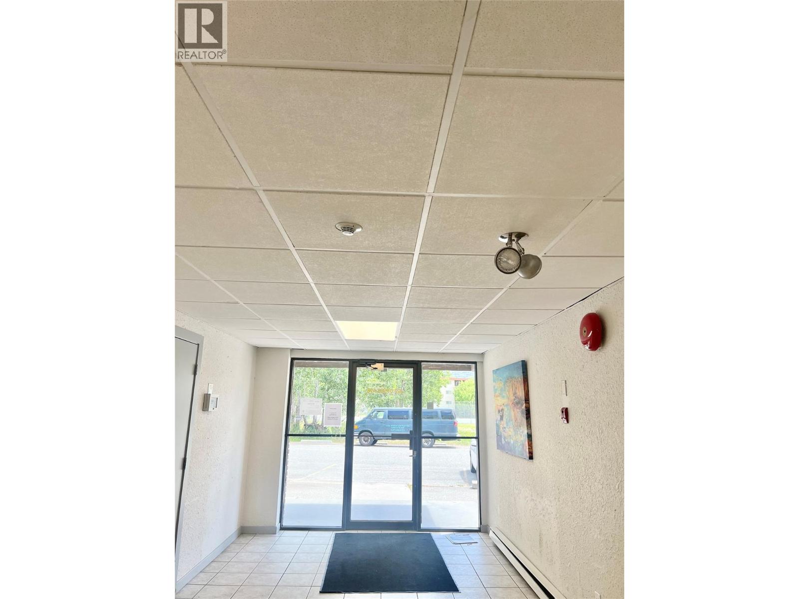 922 Dynes Avenue Unit# 301, Penticton, British Columbia  V2A 7X7 - Photo 14 - 10389587