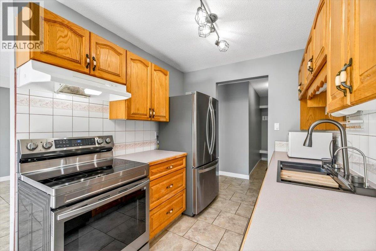 30 Ridgemont Avenue Unit# 205, Fernie, British Columbia V0B 1M2 - Photo 6 - 10391025