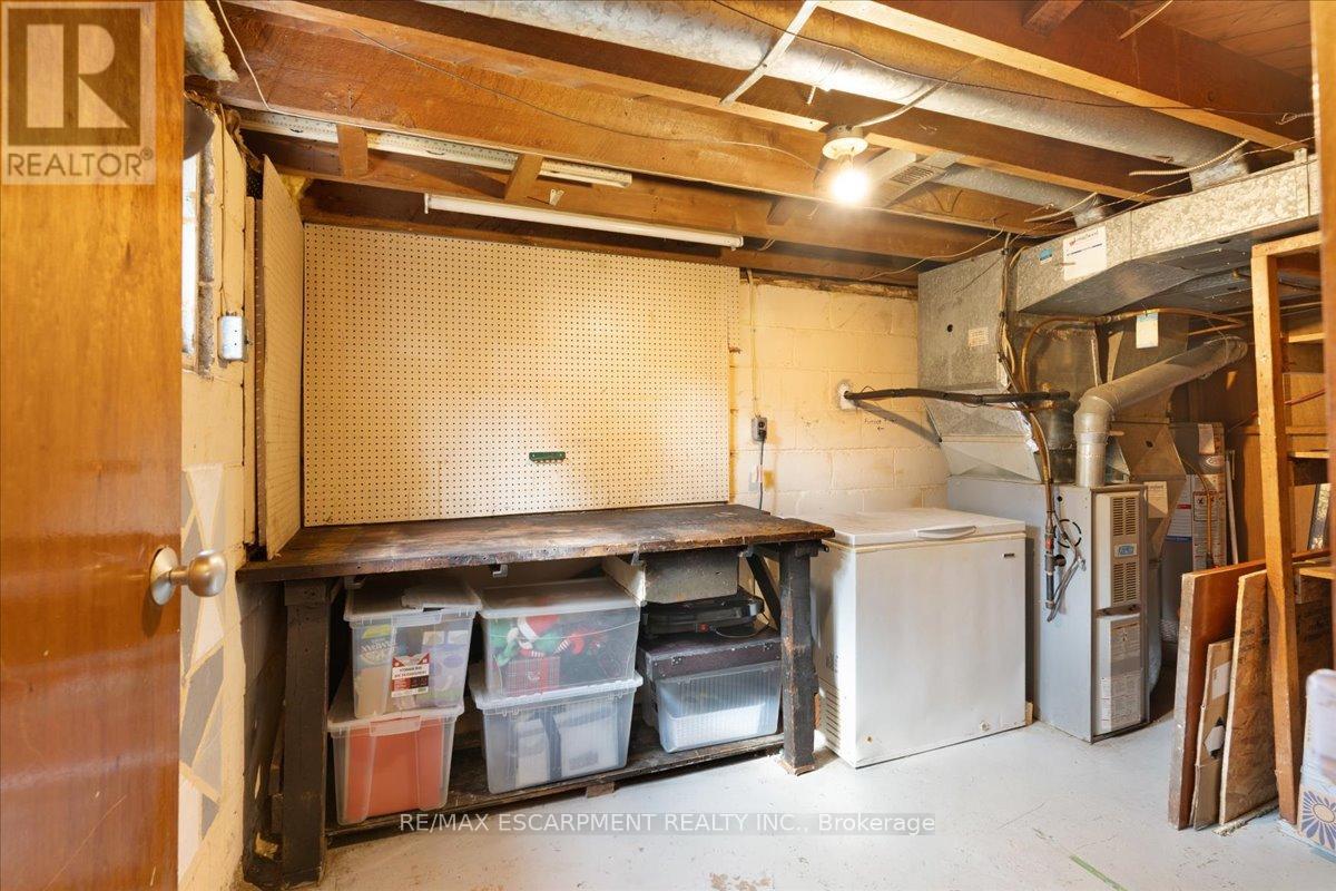 128 East 39th Street, Hamilton, Ontario  L8V 4H3 - Photo 13 - X13440156