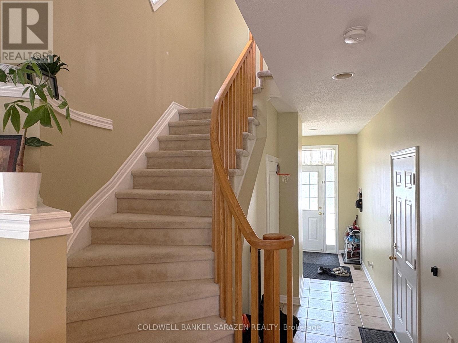 253 Saddlesmith Circle, Ottawa, Ontario  K2M 2Z1 - Photo 2 - X13440202